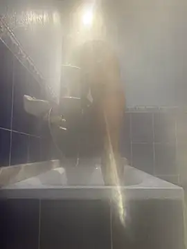 Snapshot of Arabien_Pharaoh- chatting on 02-09-26, 06:39 Arabien Pharaoh- online show from 02-09-26, 06:39