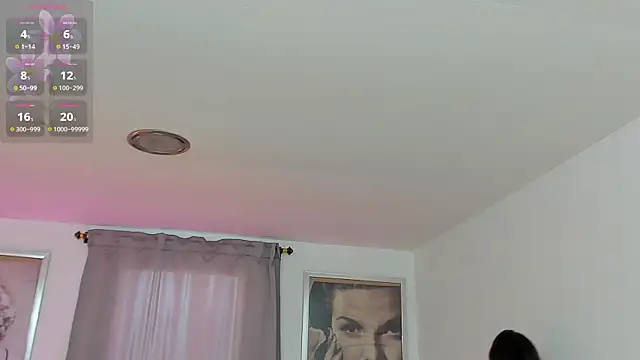 Snapshot of Beautyari_ chatting on 07-17-26, 12:12 Beautyari online show from 07-17-26, 12:12