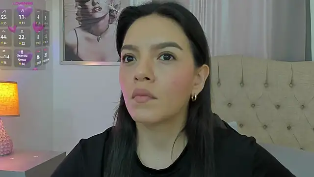 Snapshot of Beautyari_ chatting on 08-03-26, 12:43 Beautyari online show from 08-03-26, 12:43