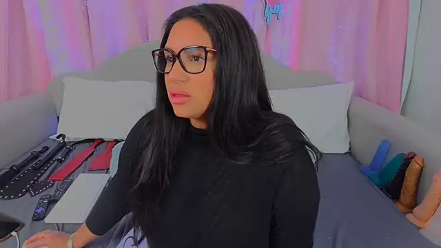 MeghanXO online show from 01-02-25, 02:57