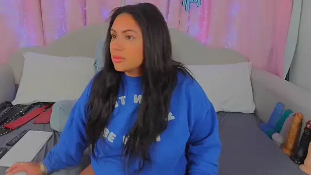 MeghanXO online show from 02-20-25, 02:46