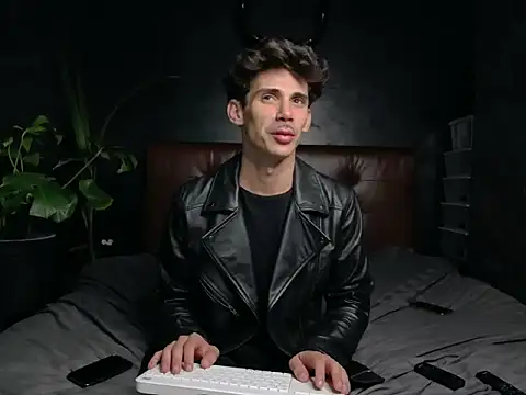 Snapshot of DanielCrush1 chatting on 09-26-25, 09:41 DanielCrush1 online show from 09-26-25, 09:41