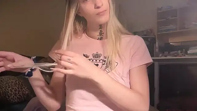 kittyxexx online show from 07-21-26, 02:58