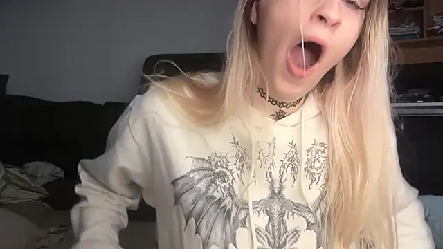 kittyxexx online show from 07-24-26, 03:26