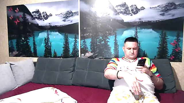 Big Boss55 online show from 10-20-25, 07:47