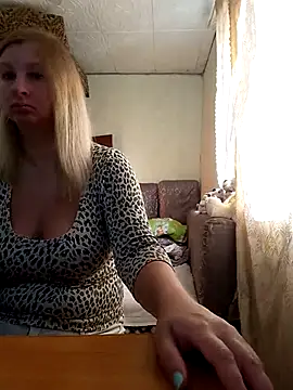 BustyBlond online show from 09-25-25, 05:22