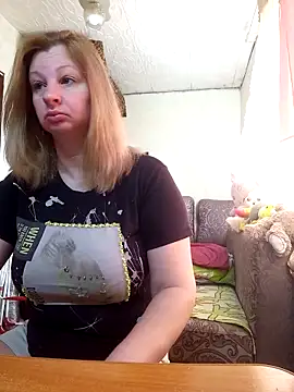 Snapshot of BustyBlond chatting on 05-10-26, 04:39 BustyBlond online show from 05-10-26, 04:39