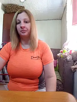 Snapshot of BustyBlond chatting on 05-16-26, 12:59 BustyBlond online show from 05-16-26, 12:59