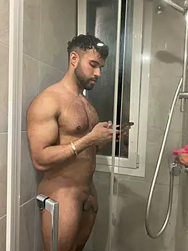 izaak lover online show from 04-29-26, 08:37