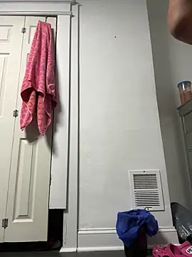 Snapshot of Profet09 chatting on 12-16-24, 05:00 Profet09 online show from 12-16-24, 05:00