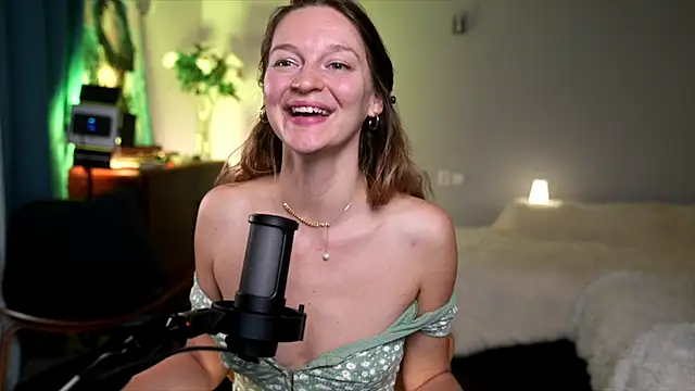 Special    online show from 03-11-25, 03:23