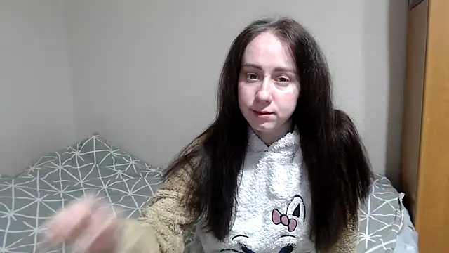 Snapshot of chudo_ chatting on 10-29-25, 10:44 chudo online show from 10-29-25, 10:44