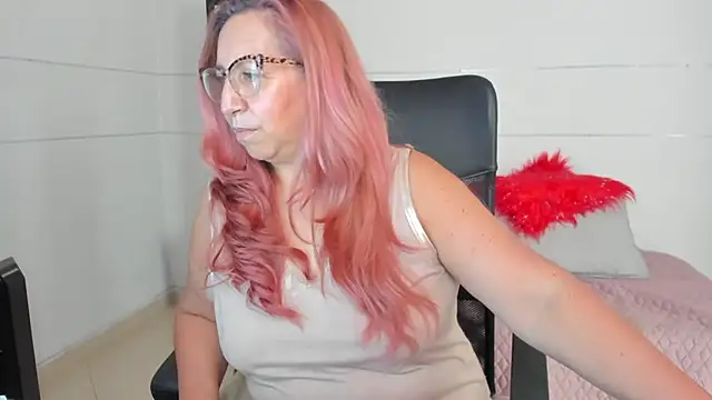 Snapshot of vaalery_sweet chatting on 12-13-24, 06:59 vaalery sweet online show from 12-13-24, 06:59