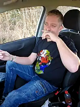 Trucker Hunter online show from 01-28-25, 09:51