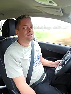 Trucker Hunter online show from 02-08-25, 12:06