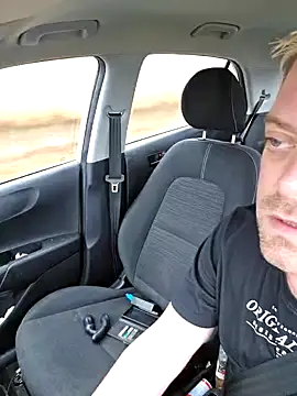 Trucker Hunter online show from 03-11-25, 08:30