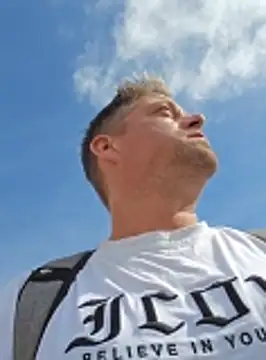 Trucker Hunter online show from 10-15-25, 09:53