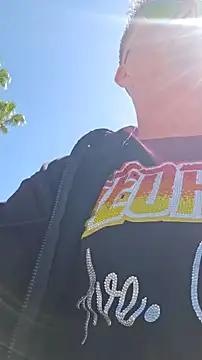 Trucker Hunter online show from 02-18-26, 02:02