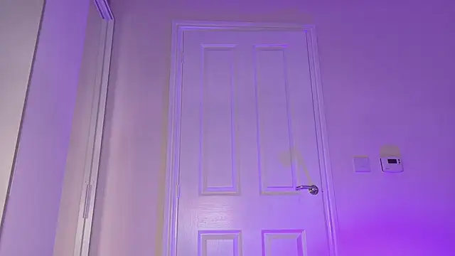 Snapshot of Tinkerbell822 chatting on 01-18-26, 09:13 Tinkerbell822 online show from 01-18-26, 09:13