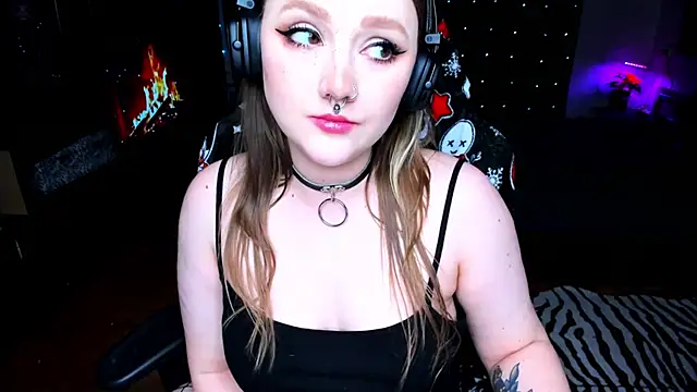 Snapshot of YourDyingBride chatting on 01-14-25, 03:32 YourDyingBride online show from 01-14-25, 03:32