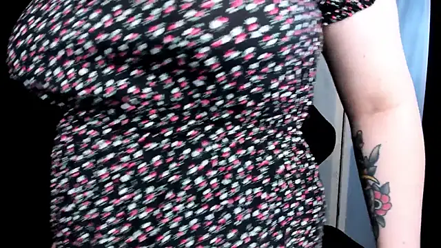 Snapshot of YourDyingBride chatting on 11-15-25, 10:37 YourDyingBride online show from 11-15-25, 10:37