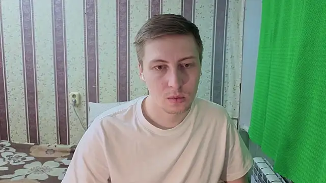 Snapshot of darienlarge chatting on 03-01-26, 06:37 darienlarge online show from 03-01-26, 06:37