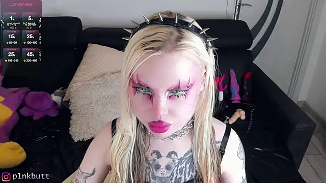 Snapshot of HelenGoat chatting on 02-01-25, 10:13 HelenGoat online show from 02-01-25, 10:13