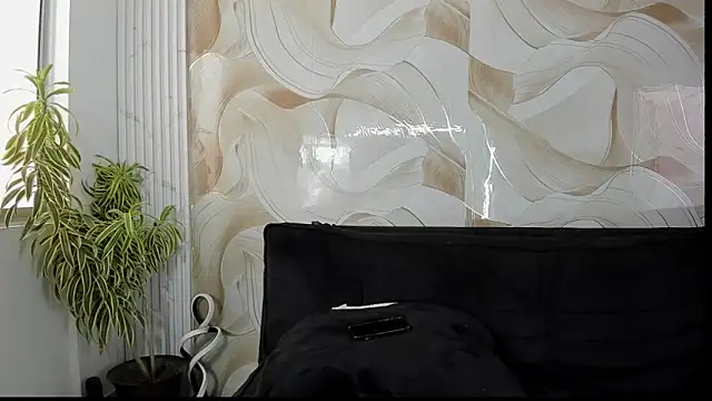 Snapshot of dollpamela chatting on 10-01-25, 02:12 dollpamela online show from 10-01-25, 02:12