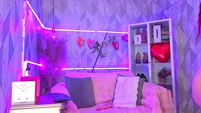 AsheyBaker online show from 03-24-26, 08:30