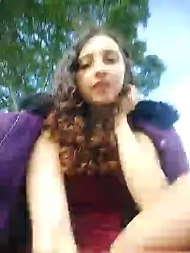 Snapshot of _Laary chatting on 12-23-24, 08:47 Laary online show from 12-23-24, 08:47