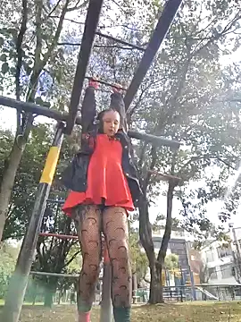 Snapshot of _Laary chatting on 09-24-25, 08:01 Laary online show from 09-24-25, 08:01