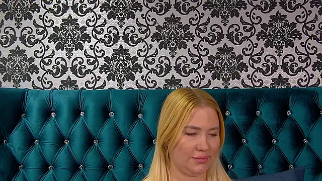 Snapshot of LunaHouston chatting on 02-04-26, 04:07 LunaHouston online show from 02-04-26, 04:07