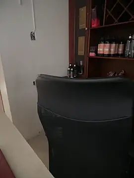 SSCARLETH  online show from 02-10-26, 11:47