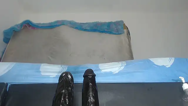 Snapshot of Devill_x chatting on 01-22-25, 09:35 Devill x online show from 01-22-25, 09:35