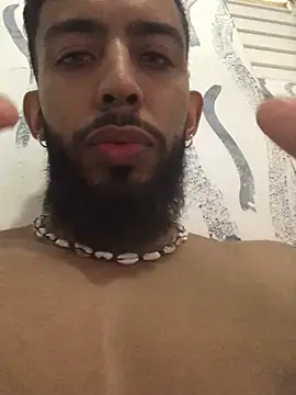 Snapshot of Alessandro__Rossi chatting on 02-12-25, 01:48 Alessandro Rossi online show from 02-12-25, 01:48