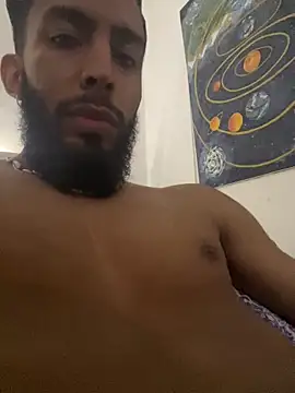 Snapshot of Alessandro__Rossi chatting on 10-26-25, 01:11 Alessandro Rossi online show from 10-26-25, 01:11