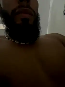 Snapshot of Alessandro__Rossi chatting on 11-12-25, 09:47 Alessandro Rossi online show from 11-12-25, 09:47