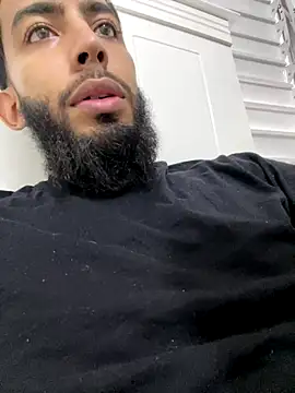 Snapshot of Alessandro__Rossi chatting on 12-18-25, 03:51 Alessandro Rossi online show from 12-18-25, 03:51