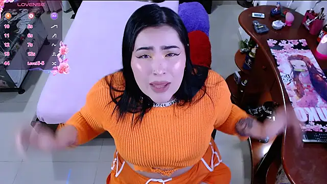 Snapshot of lufek23 chatting on 12-25-24, 11:53 lufek23 online show from 12-25-24, 11:53