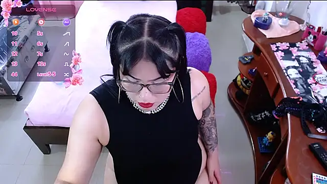 Snapshot of lufek23 chatting on 02-28-25, 05:26 lufek23 online show from 02-28-25, 05:26