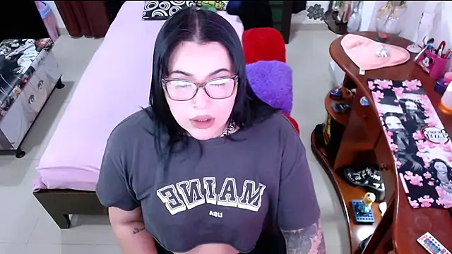 Snapshot of lufek23 chatting on 03-07-25, 11:38 lufek23 online show from 03-07-25, 11:38