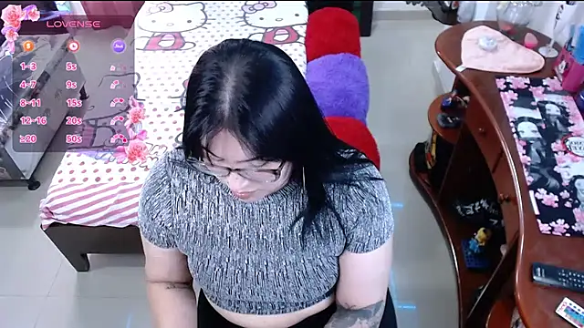 Snapshot of lufek23 chatting on 03-14-25, 05:35 lufek23 online show from 03-14-25, 05:35