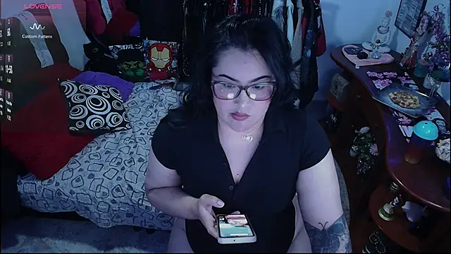 Snapshot of lufek23 chatting on 10-04-25, 04:27 lufek23 online show from 10-04-25, 04:27