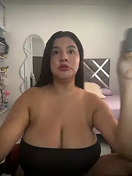 Snapshot of ValleryParker chatting on 02-02-26, 03:44 ValleryParker online show from 02-02-26, 03:44