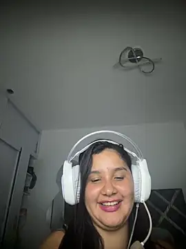 Snapshot of ValleryParker chatting on 02-06-26, 08:18 ValleryParker online show from 02-06-26, 08:18