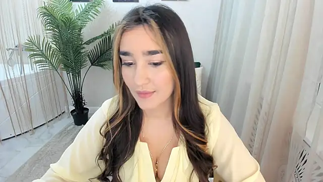 GoldenHeart 1 online show from 04-30-26, 11:38