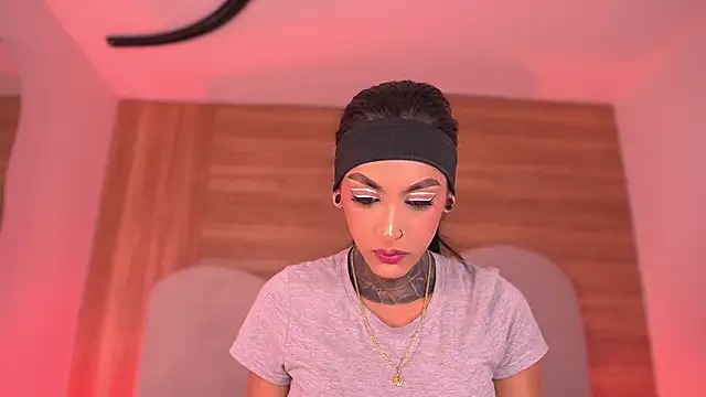 Snapshot of danna_berlin_ chatting on 05-05-26, 07:33 danna berlin online show from 05-05-26, 07:33