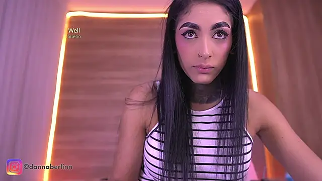 Snapshot of danna_berlin_ chatting on 08-01-26, 07:24 danna berlin online show from 08-01-26, 07:24