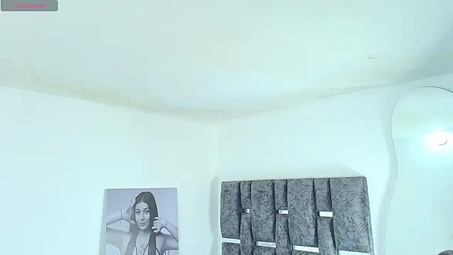 Snapshot of Natasharuso chatting on 11-24-25, 11:10 Natasharuso online show from 11-24-25, 11:10