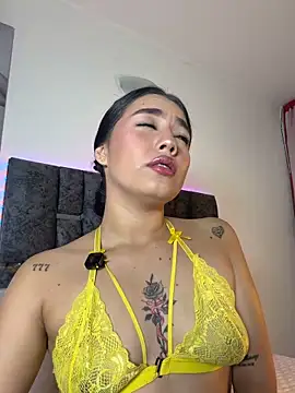 Natasharuso online show from 06-18-26, 09:14